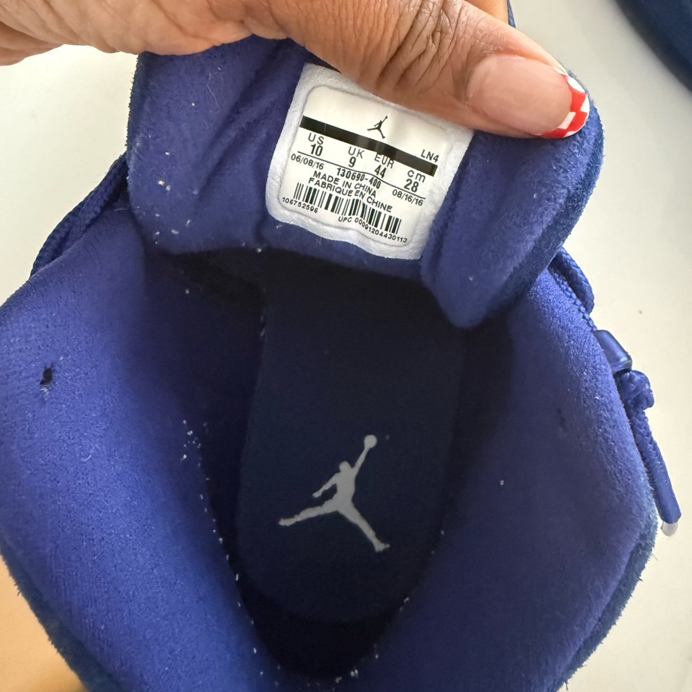 Jordan Men's Royal Blue Sneakers - Picture 4 of 4